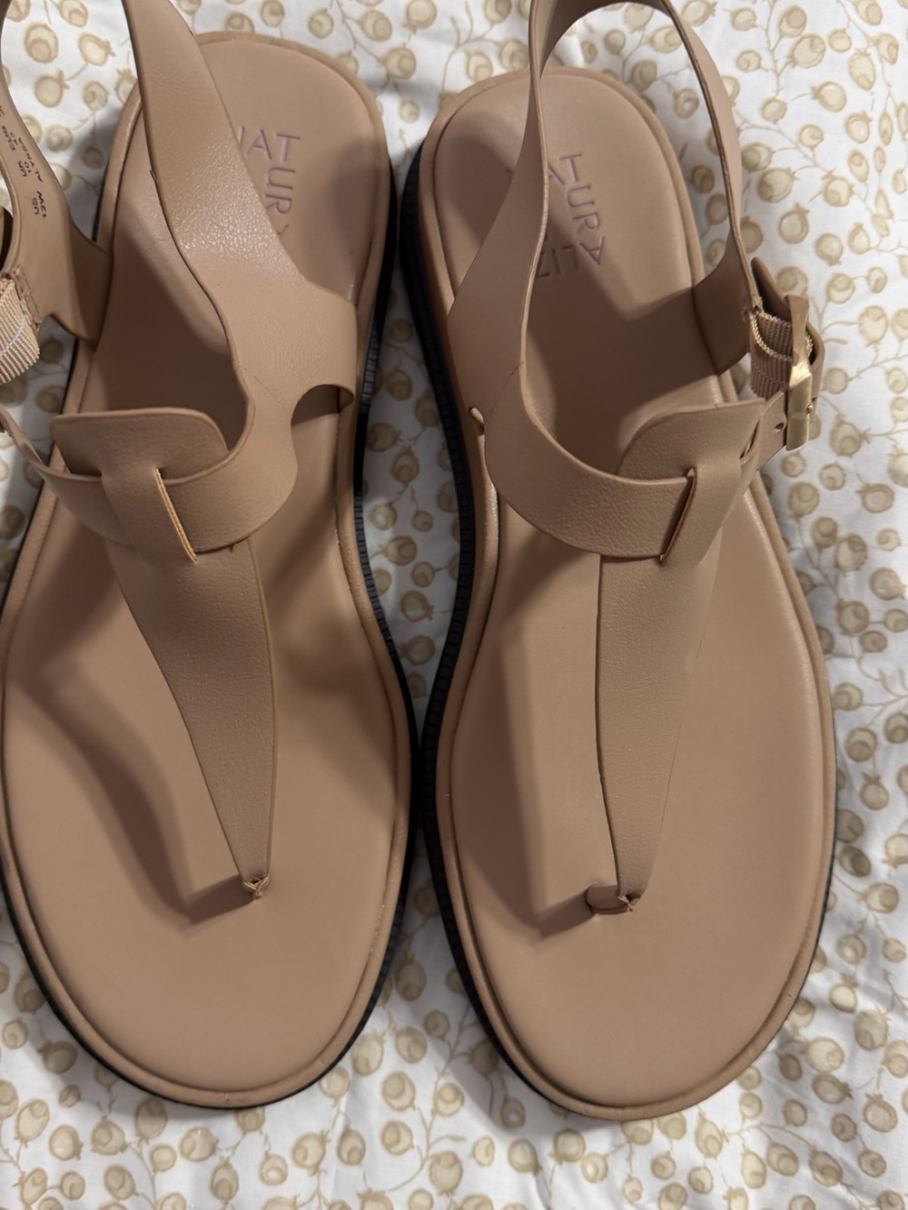 Naturalizer Women’s Nude Tan Slingback Thong Sandals